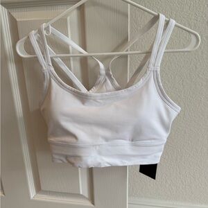 Fabletics White Principal Longline Medium Impact Sports Bra - Size Medium - NWT!